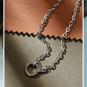 Elegant Silver Necklace